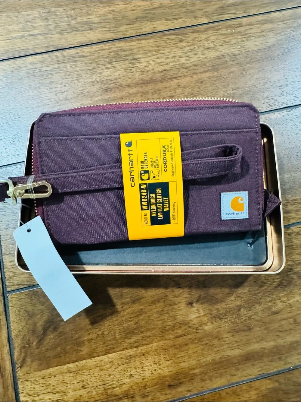 Carhartt Nylon Duck Lay-Flat Clutch Wallet RFID Burgundy NWT Tin Gift Box